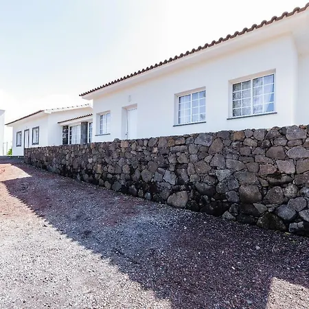 Pico Dreams Guest house 4*